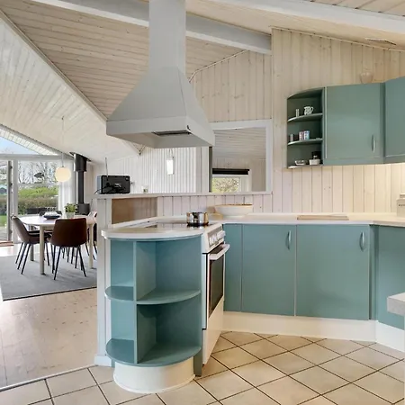 Amazing Home In Otterup With Sauna オテルプ